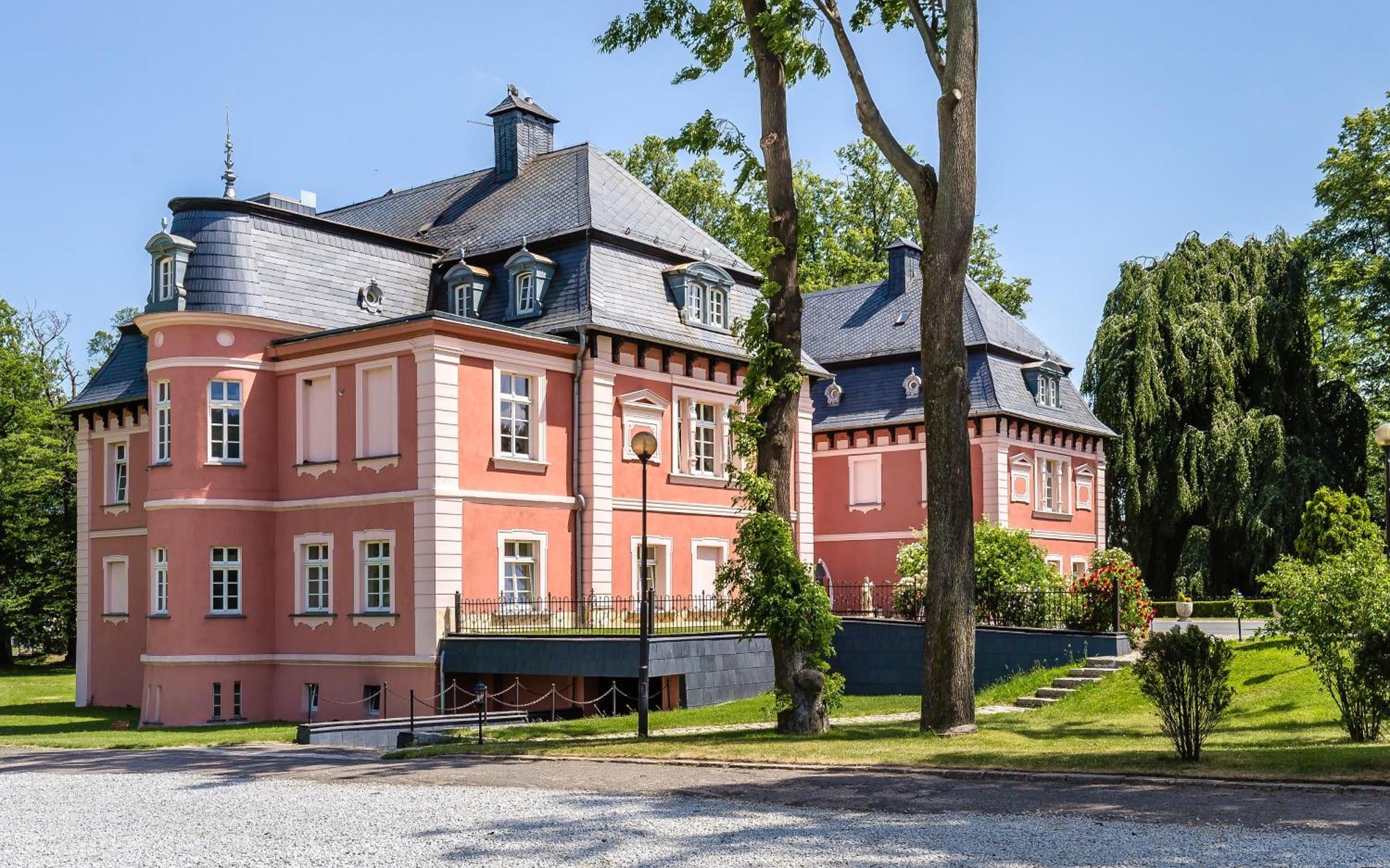 Palac Spiz Milkow Kolo Karpacza Kültér fotó